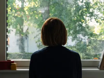 Expert Warns of Dangers as Choking in Sex Becomes Normalised