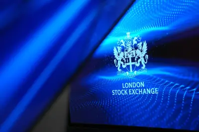 FTSE 100 Falls as Burnham Begins Cabinet Reshuffle, Gilt Yields Rise