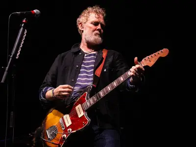 Glen Hansard dies at 56 after crash in Dublin