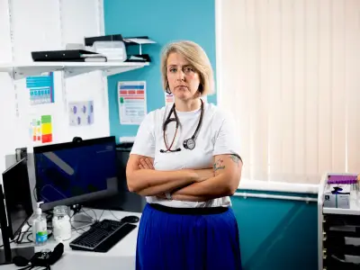 GPs overwhelmed by 'tidal wave' of mental health cases, facing burnout