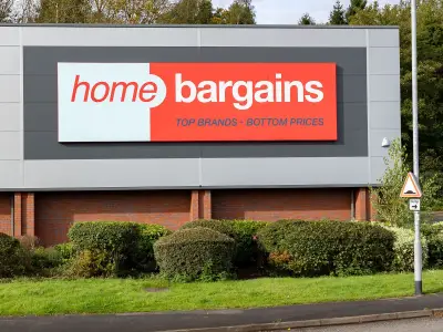 Home Bargains slashes 76% off Eternite face mists for smooth skin