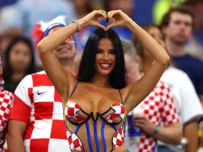 Ivana Knoll forgets top, slams Ronaldo after Croatia's World Cup exit