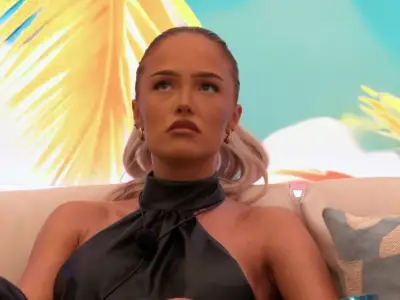 Love Island's Ellie Left in Tears After Finley's Bombshell Date