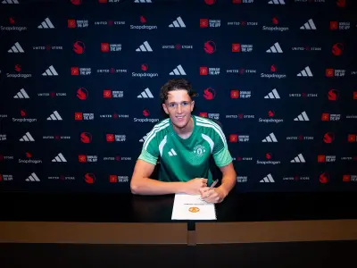 Man Utd sign Swansea goalkeeper Kit Margetson after compensation deal