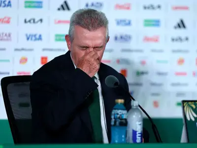 Mexico Boss Aguirre Steps Down After England World Cup Defeat at Azteca