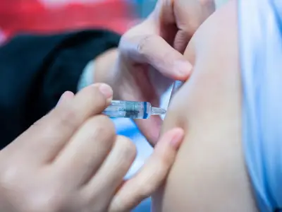 NHS Urges Young People Born 2001-2008 to Get MenB Vaccine