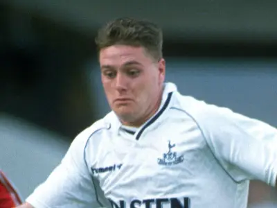 Paul Gascoigne Regrets Joining Tottenham Over Man United for Money