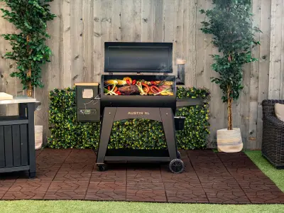 Pit Boss Austin XL Grill: 55-Burger Capacity at 27% Off