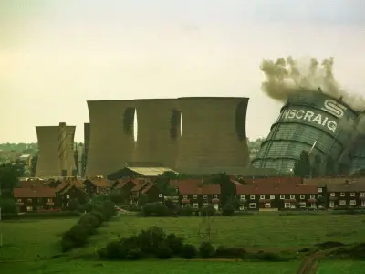 Ravenscraig director marks 30 years since iconic towers demolition