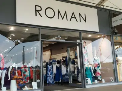 Roman shoppers praise 'effortless and non-iron' £24 summer top