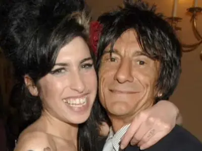 Ronnie Wood Reveals Advice He Gave Amy Winehouse After She Begged for Help