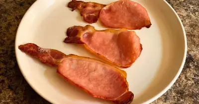 Sainsbury's Bacon Taste Test: Mid-Range Wins Over Premium at £1.49