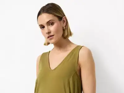 Sainsbury's Tu £18 Dress Gets Cashback Offer, Shoppers Stopped by Strangers