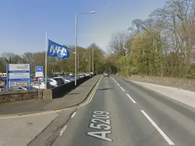 Serious Crash Outside Wrightington Hospital Shuts Hall Lane