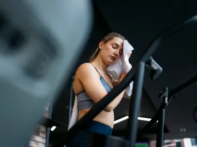 Trainer issues six early warning signs in UK heatwave