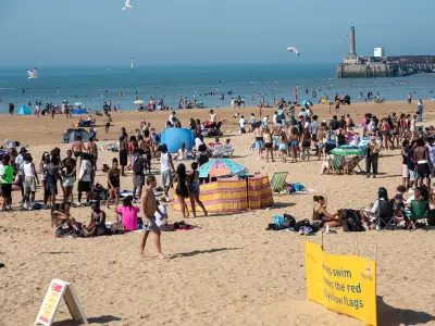 UK Heatwave: 19 Counties to Soar Above 30C, Maps Turn Volcanic Red