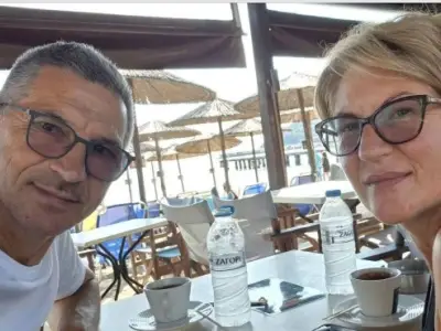 Wife Clung to Husband's Legs as He Was Sucked Out of Ryanair Window at 20,000ft