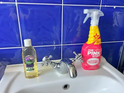 Zoflora vs Pink Stuff: Which Cleans Your Bathroom Sink Better?