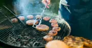 12p Flaxseed Ingredient Keeps Homemade Burgers Juicy, Expert Says
