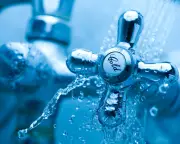 82-Year-Old Woman Survives 9 Days Trapped in Bathtub After Fall in North Carolina