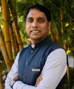 A Day in the Life: Dr Naresh Perumbuduri on Ayurvedic Balance