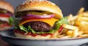 Add Ground Flaxseed to Mince for Juicier Burgers, Expert Says