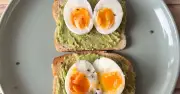 Air Fryer vs Hob Boiled Eggs: Jammier Yolk Winner Revealed