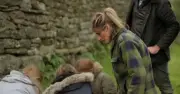 Amanda Owen Heartbroken as Beloved Family Dog Chalky Dies on Our Farm Next Door