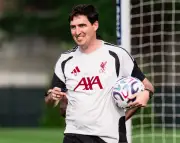Andoni Iraola: Collective spirit key to Spanish coaching success
