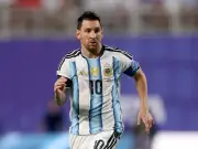 Argentina mocked with 'helping hand' stunt as £5million bet on England to win