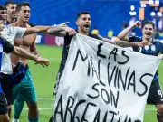 Argentina Squad Still Has Falklands Banner Ahead of World Cup Final