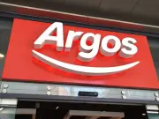 Argos Shoppers Snap Up 'Vintage' £22 Rug That's 'Easy to Clean'