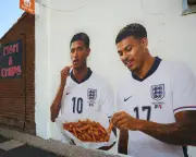 Artist's Mural of Bellingham and Rogers on Birmingham Chip Shop Goes Viral