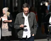 Australia's AusAlert test: some phones silent, others blare