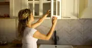 Banish Sink Odours with Lemon Juice and Salt Method