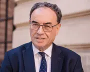 Bank of England Governor Would Have Delayed Farage Meeting Over Crypto Gift Inquiry