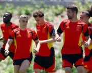 Belgium take strength from new fans before Spain World Cup clash