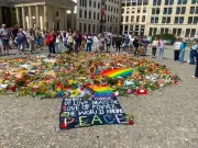 Berlin Pride Attack: Reporter Reflects on Memorial and Message of Hope