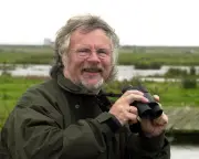 Bill Oddie: Goodies star and wildlife presenter dies at 85