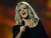 Bonnie Tyler, 'Total Eclipse of the Heart' Singer, Dies at 74 in Portugal