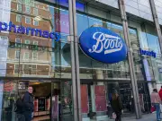 Boots Slashes 50% Off Lancôme La Vie Est Belle Iris Absolu Perfume