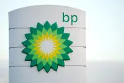 BP Expects Oil Trading Boost but Braces for £740m Write-Down