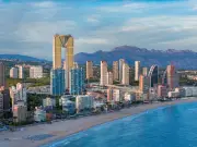 Brit in Benidorm Tries First Steak in Years, Shocks Fans with 'Well Done' Order