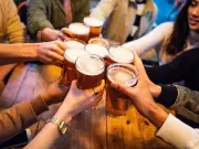 Brits Spend 21+ Hours in Pubs Watching Summer Sport, Study Finds