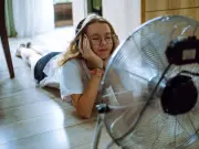 Brits Urged to Check Fridges as UK Heatwave Hits 35°C