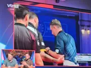Cameron Menzies collapses mid-match at World Matchplay, Sky Sports halts broadcast