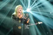 Catherine Zeta-Jones Mourns Bonnie Tyler's Death at 75