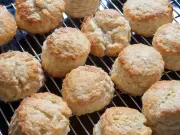 Chef Reveals 3-Ingredient Scone Recipe for Fluffy Results