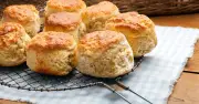 Chef's 3-Ingredient Scone Recipe Uses Fizzy Lemonade for Fluffy Results