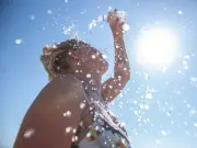 Chef's Cooling Trick: Damp Tea Towel Beats Fans in Heatwave